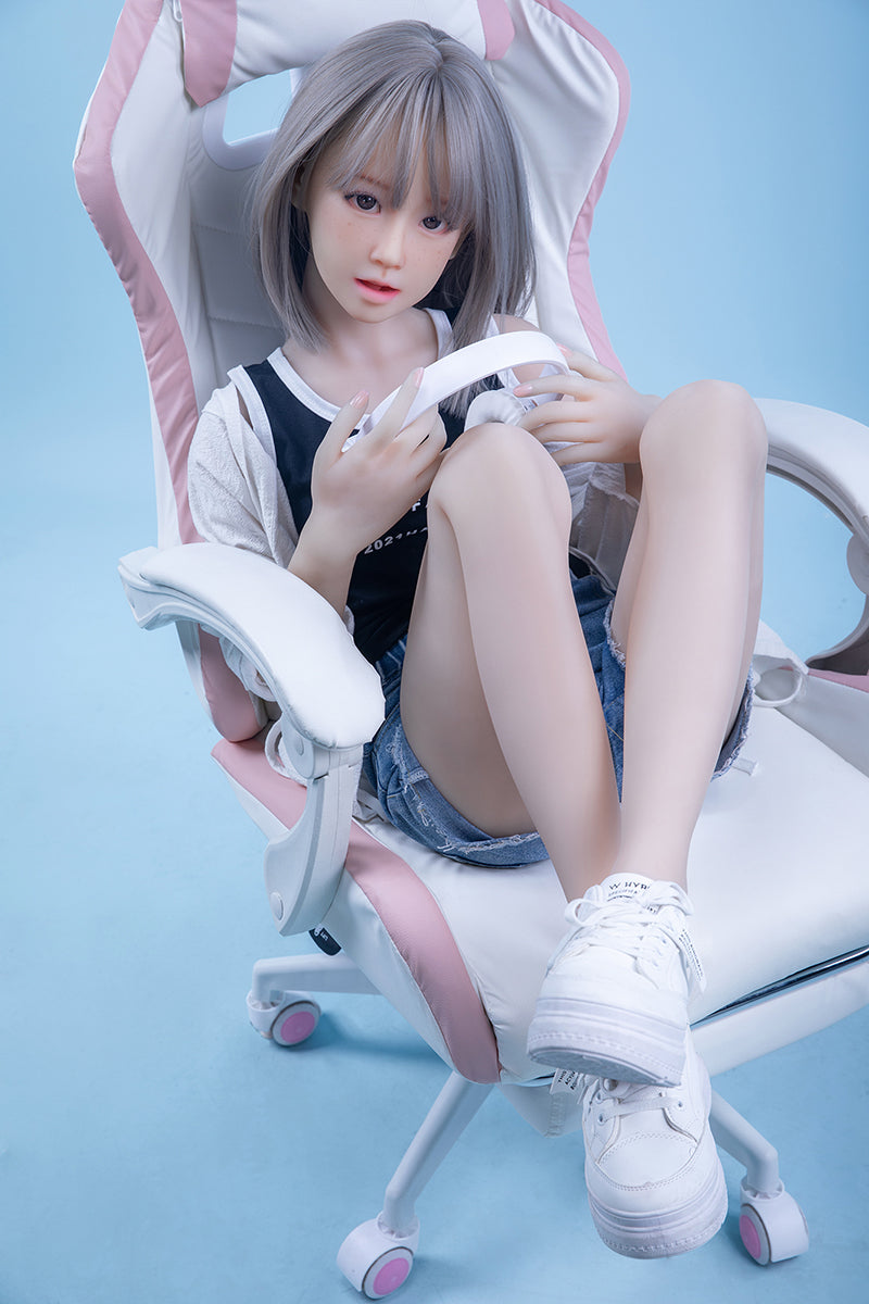 145cm Aカップ シリコンヘッド+TPEボディ 可愛いラブドール MM184 楓Kaede